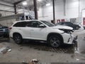 Photo 14 of 19 — 2019 Toyota Highlander