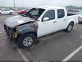Photo 2 of 11 — 2015 Nissan Frontier