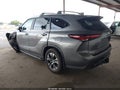 Photo 3 of 16 — 2026 Toyota Highlander Hybrid