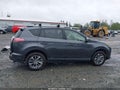 Photo 14 of 19 — 2018 Toyota RAV4 Hybrid