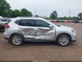 Photo 13 of 16 — 2017 Nissan Rogue