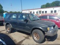 Photo 14 of 18 — 2000 Isuzu Rodeo