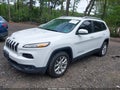 Photo 2 of 16 — 2017 Jeep Cherokee