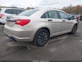 Photo 4 of 12 — 2013 Chrysler 200