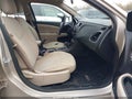 Photo 5 of 12 — 2013 Chrysler 200