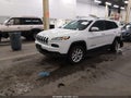 Photo 2 of 16 — 2016 Jeep Cherokee