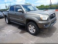 Photo 1 of 18 — 2015 Toyota Tacoma