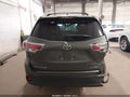 Photo 16 of 17 — 2016 Toyota Highlander