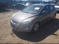 Photo 2 of 16 — 2013 Hyundai Elantra