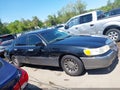 Photo 13 of 16 — 2000 Lincoln Town Car