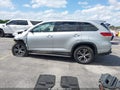 Photo 15 of 18 — 2019 Toyota Highlander