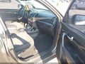 Photo 5 of 16 — 2012 Kia Sorento