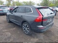 Photo 3 of 17 — 2022 Volvo XC60