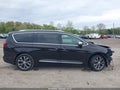 Photo 14 of 17 — 2017 Chrysler Pacifica