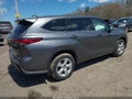 Photo 4 of 16 — 2021 Toyota Highlander