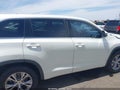 Photo 13 of 16 — 2014 Toyota Highlander