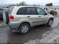 Photo 4 of 14 — 2002 Toyota RAV4