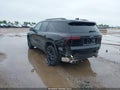 Photo 3 of 17 — 2024 Chevrolet Traverse