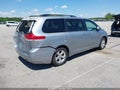 Photo 4 of 17 — 2014 Toyota Sienna