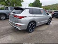 Photo 4 of 19 — 2022 Mitsubishi Outlander