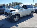 Photo 2 of 17 — 2004 Toyota Highlander