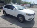Photo 1 of 17 — 2019 Jeep Cherokee