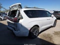 Photo 4 of 17 — 2021 Chrysler Pacifica