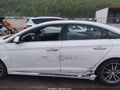 2015 Hyundai Sonata — photo 6 of 16 | VIN 5NPE34AB0FH084904