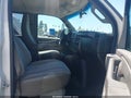 Photo 5 of 16 — 2017 Chevrolet Express 3500