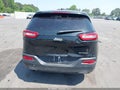 Photo 16 of 18 — 2017 Jeep Cherokee