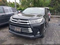 Photo 12 of 16 — 2018 Toyota Highlander