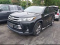 Photo 2 of 16 — 2018 Toyota Highlander