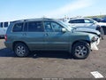 Photo 13 of 16 — 2005 Toyota Highlander