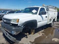 Photo 2 of 16 — 2005 Chevrolet Silverado 2500