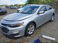 Photo 2 of 16 — 2022 Chevrolet Malibu