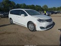 Photo 1 of 16 — 2018 Chrysler Pacifica