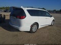 Photo 4 of 16 — 2018 Chrysler Pacifica