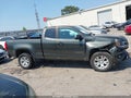 Photo 12 of 15 — 2018 Chevrolet Colorado