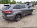 Photo 4 of 17 — 2017 Toyota Highlander