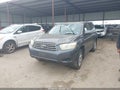 Photo 2 of 15 — 2010 Toyota Highlander