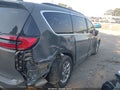 Photo 6 of 16 — 2022 Chrysler Pacifica