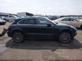 Photo 14 of 17 — 2017 Porsche Macan
