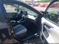 Photo 5 of 16 — 2022 Toyota RAV4 Hybrid