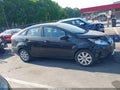 Photo 13 of 16 — 2011 Ford Fiesta
