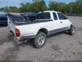 1999 Toyota Tacoma — photo 4 of 17 | VIN 4TASM92NXXZ496064