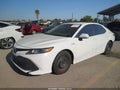 Photo 2 of 17 — 2018 Toyota Camry Hybrid