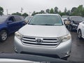 Photo 12 of 16 — 2013 Toyota Highlander