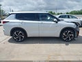Photo 13 of 16 — 2024 Mitsubishi Outlander