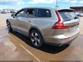 Photo 3 of 12 — 2020 Volvo V60 Cross Country