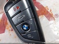 Photo 11 of 18 — 2019 BMW M550i xDrive